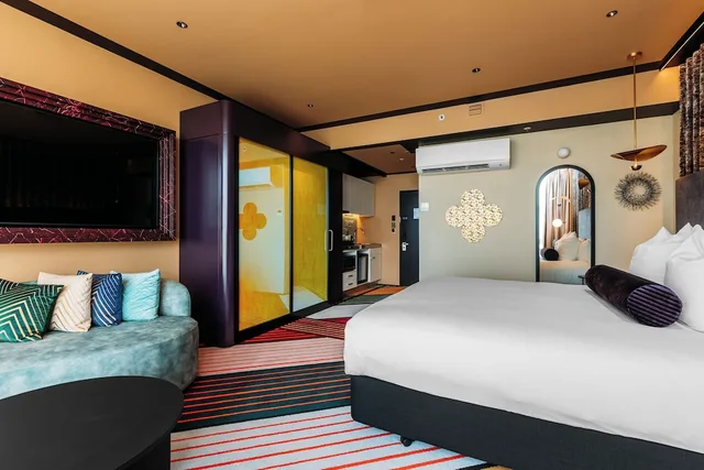 Habitat King، Naumi Hotel Wellington 2/4