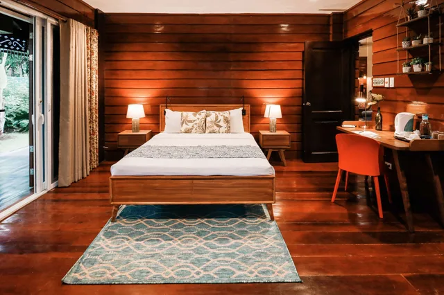 غرفة بخمسة أسرّة وسرير كوين وأسرّة بطابقين بمسبح خاص، Kimberly Tagaytay Hotel 4/4