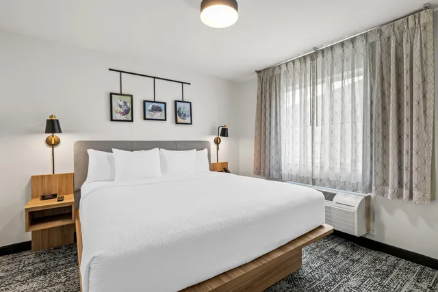 جناح بسرير كينج، Sleep Inn & Suites Verona - Madison Southwest 1/4