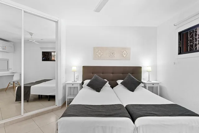شقة سوبيريور بسريرين منفصلين بغرفة نوم واحدة، PALOMA BEACH APARTMENTS 1/9