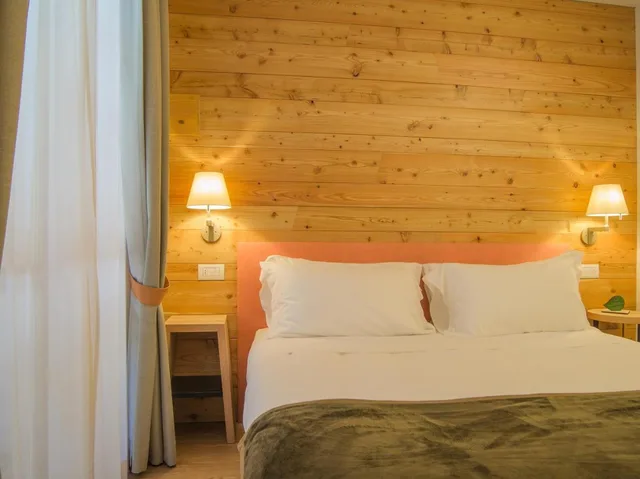 Deluxe, Suite, Alagna Experience Resort 2/3