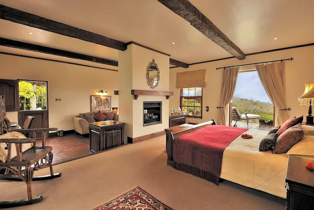 كوخ بسرير مزدوج وسريرين منفصلين، The Manor Ngorongoro 2/3