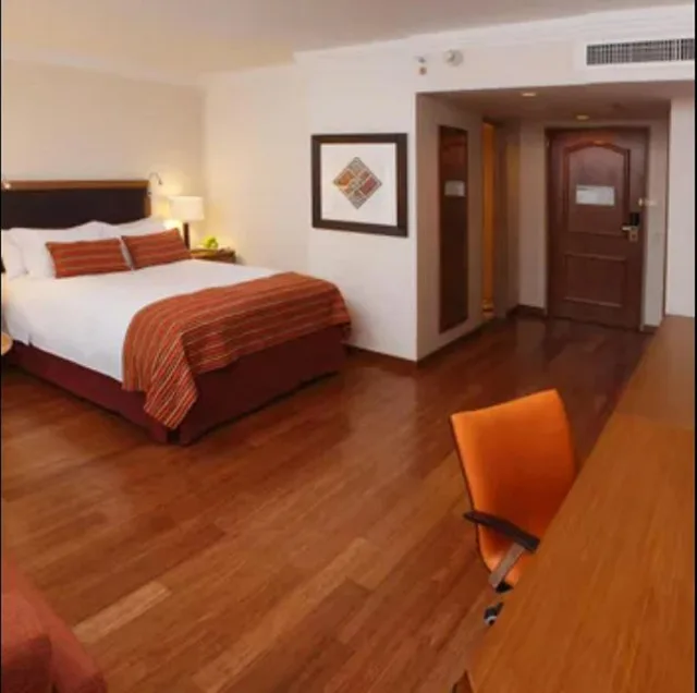 غرفة كلاسيكية بسرير كوين، InterContinental Cali 1/9