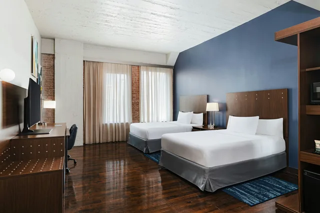 غرفة بسريرين كوين، Fairfield Inn And Suites Dallas Downtown 2/12