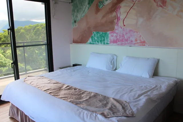 غرفة فاخرة بسريرين منفصلين بشرفة، Starry Inn 4/10