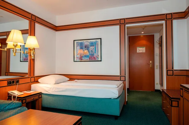 غرفة قياسية مفردة، Amadeus Frankfurt 1/10