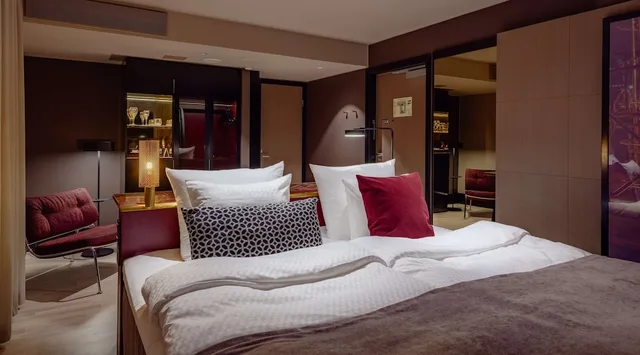 Sleep, King Bed, No Window، Marski by Scandic 4/6