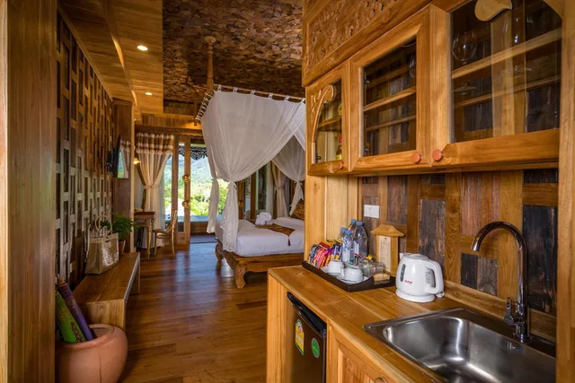 Pool Suite Water View، Santhiya Koh Chang Resort 4/4