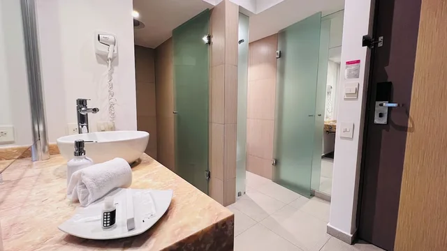 جناح بسريرين مزدوجين، Ramada by Wyndham Mexico City Santa Fe 9/10