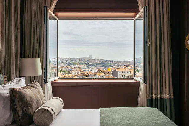 جناح جونيور، Hotel Infante Sagres Porto 3/4