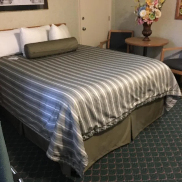 غرفة ديلوكس بسرير كوين، Travelodge by Wyndham Winnipeg East 8/10