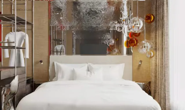 غرفة بسرير كينج بشرفة، Adia Aluma Athens, Curio Collection by Hilton 2/3
