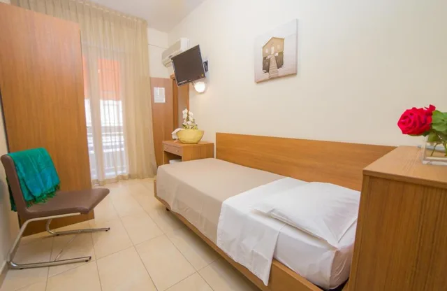 Room, Single, Mediterraneo Hotel and Suites 1/5