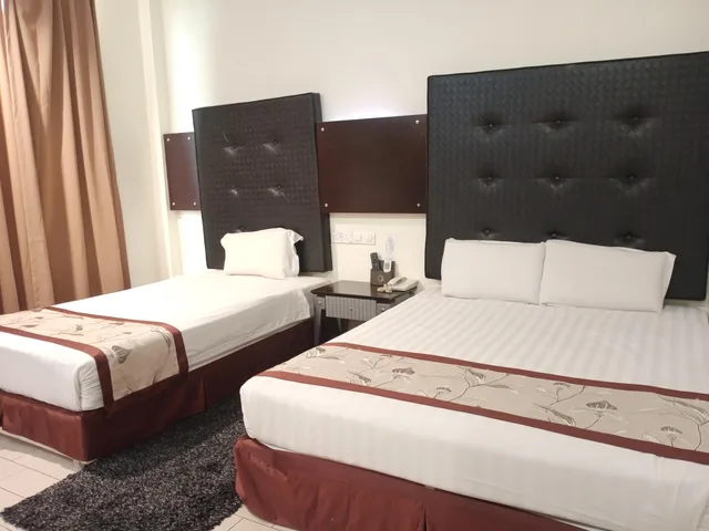 Court, Family، Shervinton Executive Boutique Hotel 1/1