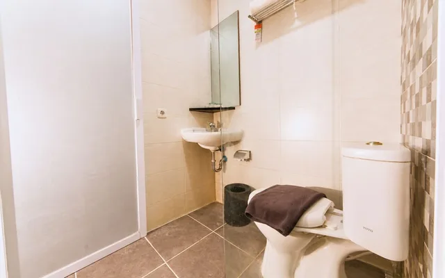 Executive, Queen Bed, Balcony, Front One Hotel Airport Solo 5/5