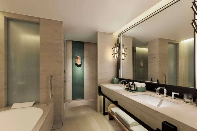 جناح ركني بإطلالة على النهر، Waldorf Astoria Osaka 4/4