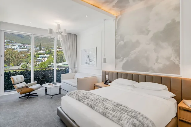 2 Bedrooms, Suite, 2 King Beds, The Marly Hotel 4/10