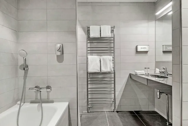 غرفة عائلية بسرير مزدوج مع أريكة، Hotel Svendborg 4/5