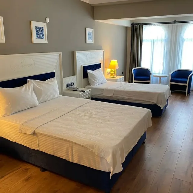 غرفة عائلية بسرير مزدوج وسرير فردي، Mara Palace Hotel 1/5