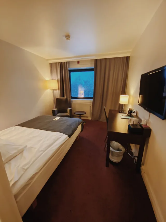 Renovated, Compact, Single, Single Bed, Old Building، Quality Hotel Grand Royal 1/6