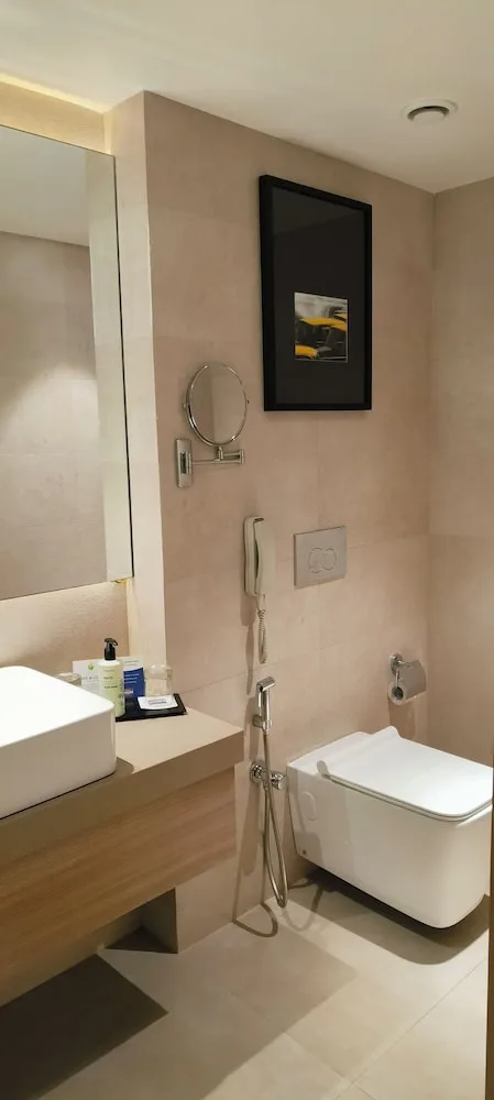Deluxe, Double Bed, Royal Hometel Suites Dahisar Mumbai 3/3