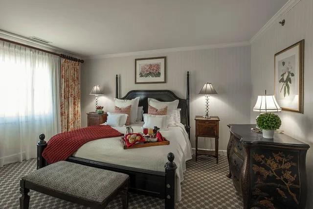 Residential, Vip, Luxury, King Bed، Saybrook Point Inn, Marina & Spa 1/3