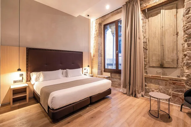 غرفة غراند، Gran Hotel Barcino 2/3
