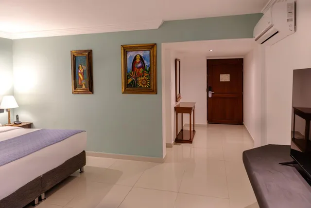 Superior, Queen Bed, Hotel Faranda Express Puerta Del Sol Barranquilla, A Member of Radisson Individuals 3/4