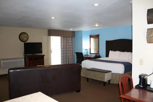 جناح استوديو بسرير كينج بإطلالة على النهر، Baymont by Wyndham Yakima Riverfront 7/10