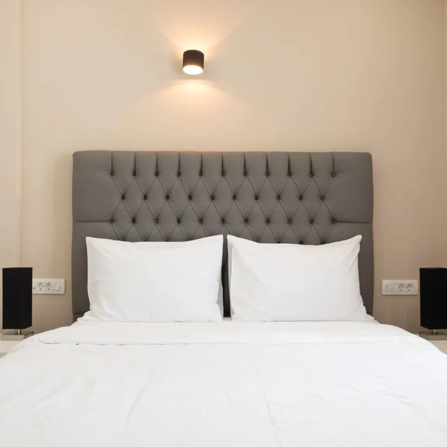 استوديو سوبيريور، Tristhenia Hotel 10/10