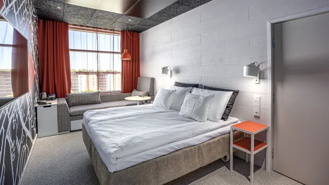 Standard, King Bed, with Extra Bed, Original Sokos Hotel Kupittaa 2/8