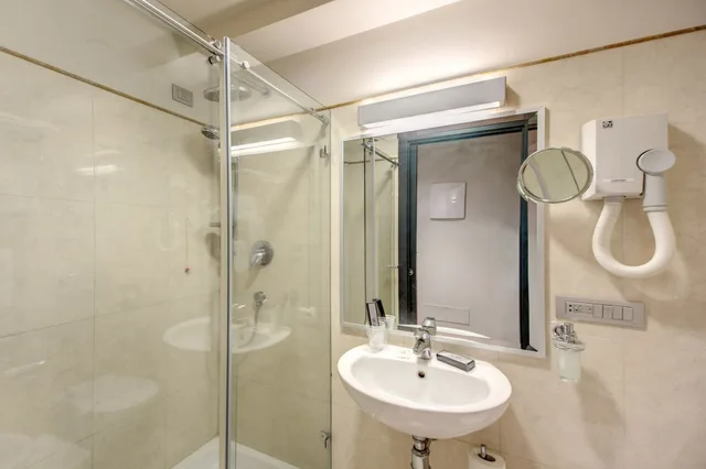 Room, Single, Plaza Hotel Catania 9/11