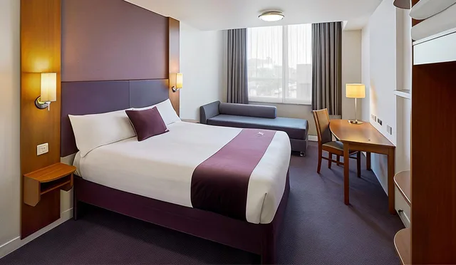 غرفة مفردة بسرير مزدوج، Premier Inn London Stratford 2/2