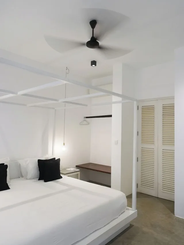 Mezzanine, King Bed، Arabella On Boossa 1/5