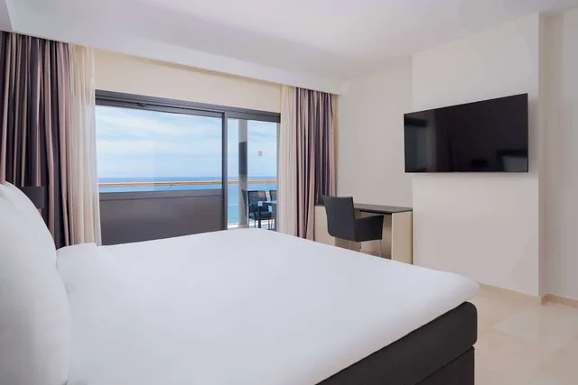 جناح بريميوم بسريرين كينج بغرفتي نوم، Radisson Blu Resort Gran Canaria 2/7
