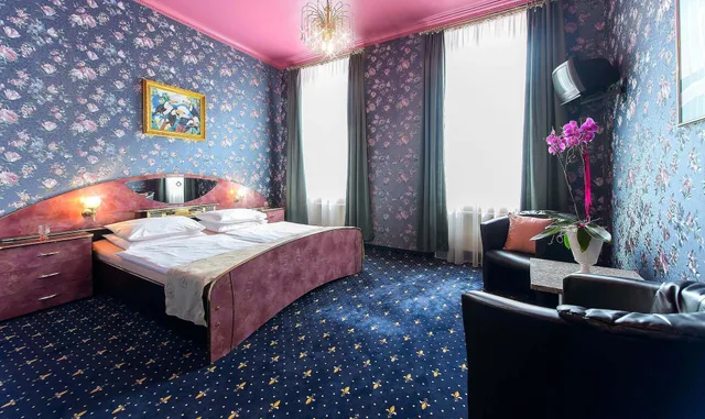 Design, Superior, Suite, Double Bed، Hotel Urania 2/8