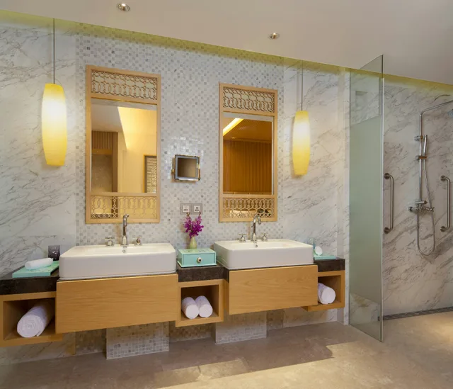غرفة ديلوكس بسريرين منفصلين، Thousand Cranes Sanya Yazhou Bay Int'l Exchange Centre, Curio by Hilton 3/3