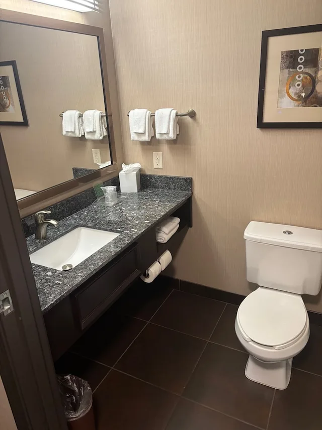 suite, 2 queen beds, Holiday Inn South Jordan Slc South 5/5
