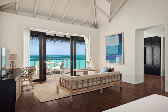 Overwater, Villa, King Bed, Lagoon View, Accessible، Noku Maldives Vignette Collection 1/2