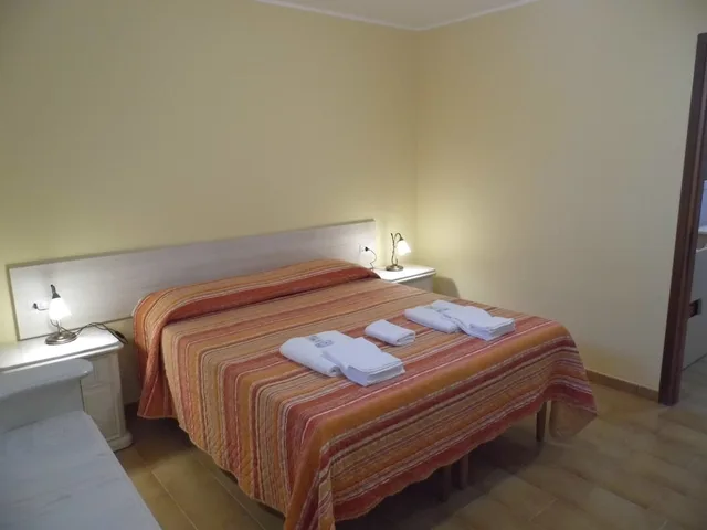 Apartment, Queen Bed, 2 Sofa, Garden Area, Accessible، Le Nereidi Hotel Residence & Conference 1/3