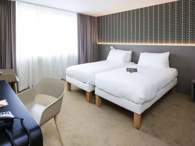 غرفة سوبيريور بسريرين منفصلين، ibis Styles Kortrijk Expo 3/7