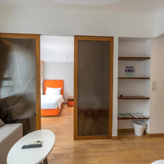 Deluxe, Triple, Homy Residence Hongkong 10/10