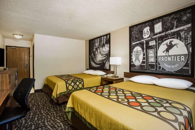 غرفة بسرير كوين، Super 8 by Wyndham Flagstaff 1/2