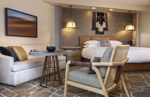 Signature, King Bed, Balcony or Patio, Sunset Wing, Accessible، Fairmont Scottsdale Princess 1/5
