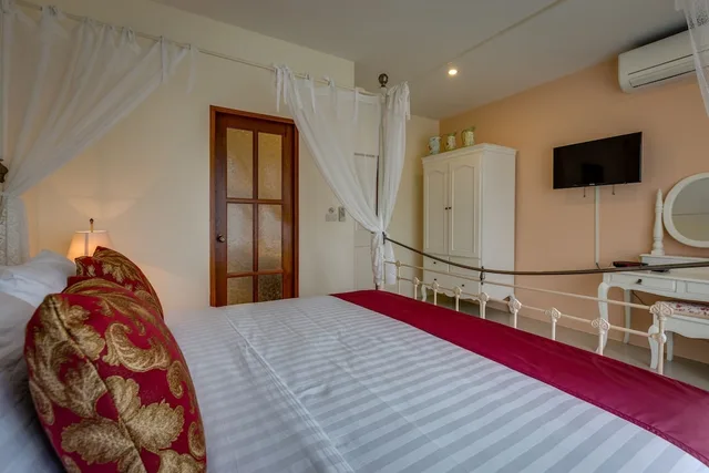 Beach, 9 Bedrooms, Villa, 9 King Beds, Private Pool, Fisherman Way Beach Resort 7/10