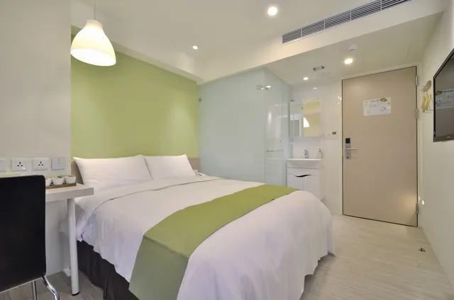 غرفة كلاسيكية بسرير مزدوج، Green Hotel 6/10