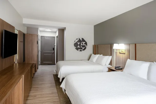 غرفة بسريرين، Holiday Inn Blytheville 2/6