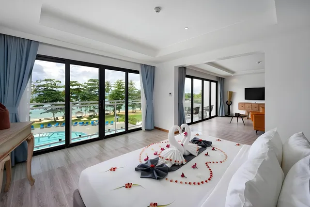 جناح ملكي، Royal Yao Yai Island Beach Resort 2/2