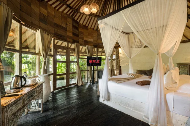Room, Queen Bed, Pool Side, Sofa، Biu Biu Resort Bali 2/3