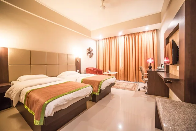 غرفة تنفيذية، Diamond Hotel 3/3